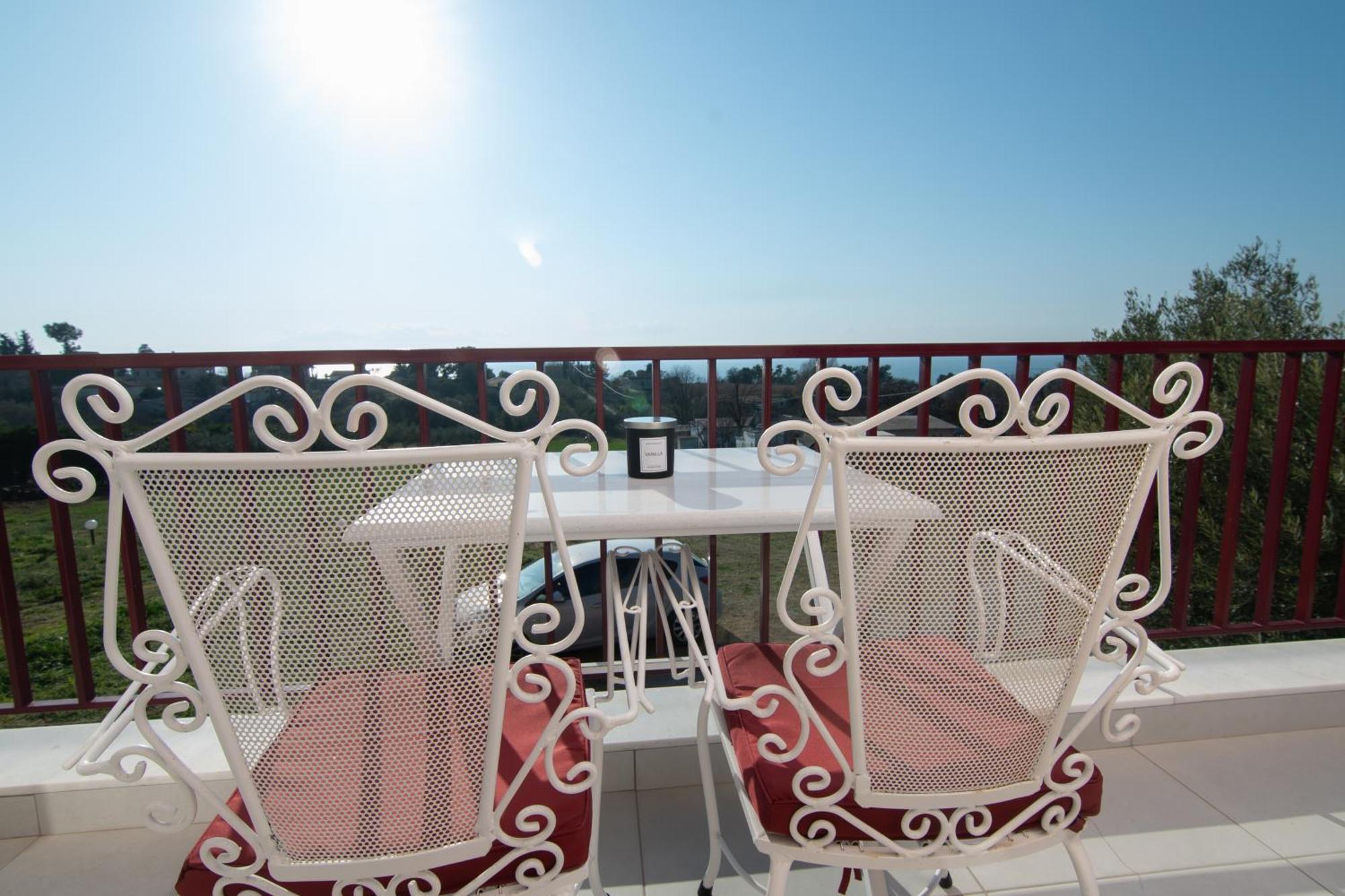 Olea Apartments Palioura Epanomí Buitenkant foto